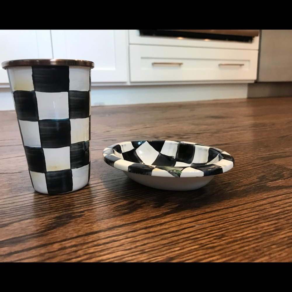 Courtly check tumbler and soap dish